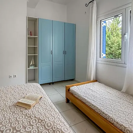 Casa vacanze 2 Bedroom Lovely In Kalamata