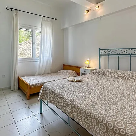 2 Bedroom Lovely In