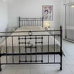 2 Bedroom Lovely In بيت للعطل