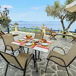 2 Bedroom Lovely In Feriehus *