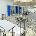 2 Bedroom Lovely In * Kalamata