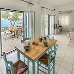 2 Bedroom Lovely In