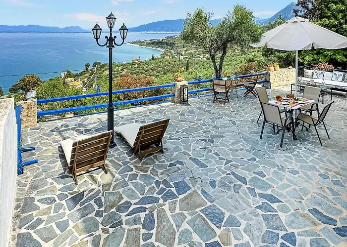 2 Bedroom Lovely In Verga Kalamata